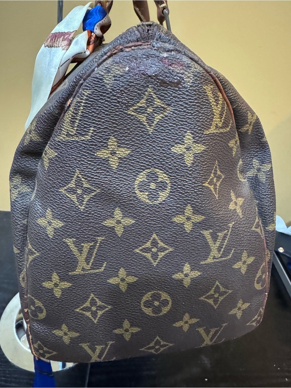 Louis Vuitton Speedy 30 Monogram Satchel with Blue & Cream Scarf COA - Picture 9 of 16